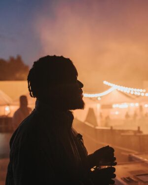 Michael Kiwanuka Instagram - Festival season.