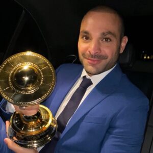 Michael Mando Instagram - Science fiction being my favourite genre, this is extra sweet! Honored to accept the @saturnawards for #BetterCallSaul on behalf of Peter, Vince & the whole @bettercallsaulamc team for best drama/thriller. Here’s to the amazing artists from last night and to our wonderful and thoughtful fans. I 💛 U