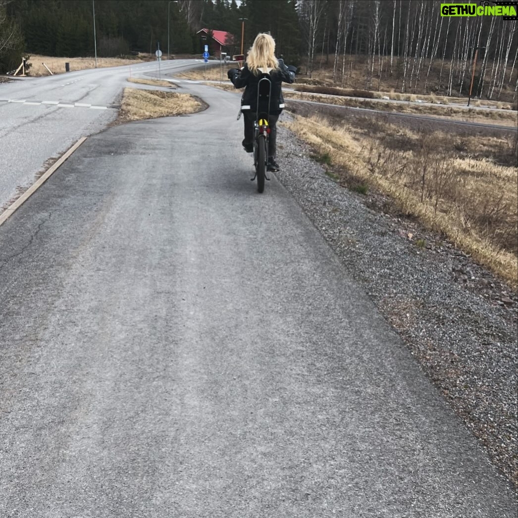 Michael Monroe - 3.9K Likes - Good Morning 🌞🌞🚴♂️