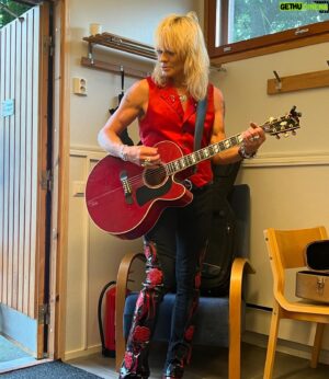 Michael Monroe Instagram - Tänään @karjurockfestivaali 🔥🔥🔥 
Huomenna lauantaina @vauhtiajot 🔥🔥🔥
@samiyaffaofficial 🌟
@steveconte 🌟
@richloyalty 🌟
@karlrockfist 🌟
@warnermusiclive 🌟