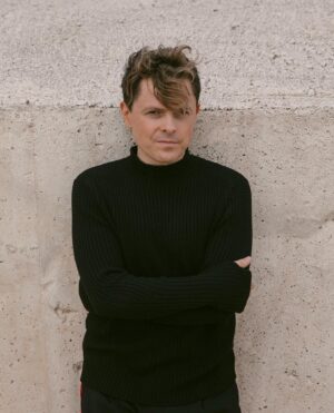 Michael Patrick Kelly Instagram - Thank you for all your positive feedback! I’m so grateful that Wonders and the other new songs have found a way to your hearts! 

I want to thank my whole team, Co-writers, producers, musicians and everyone who  accompanied me on the creative journey of turning more true stories into songs! 

I’m deeply grateful that the iconic @thegodrakim brought the spirit of Wonders to its full completion! 

Big up to the director @maervle and his @wevame team for the great work on the Video for Wonders! 
Special thanks to @yaraluna.official & @jonaeisenblaetter for their beautiful and authentic expressions within the symbolic language of the Video! 

Yours, 
MPK 

📷: @shotbyshanti 
#BOATS #ExtendedEdition #Wonders #MichaelPatrickKelly