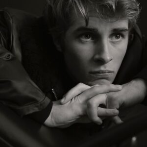 Michael Provost Instagram - @l.odet 🖤