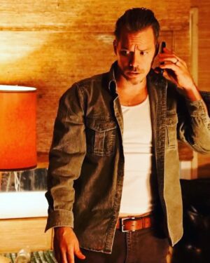 Michael Raymond-James Instagram - That moment when you realize...”I should’ve just let it go to voicemail.”
•
#TellMeAStory Episode 6 Streaming Now on @cbsallaccess