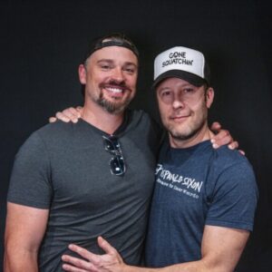 Michael Rosenbaum Instagram - Me and Tom Welling are going to Nashville Dec 8-10th. We have a Smallville Nights event on Friday the 8th. Get tickets now and come see us for an amazing weekend in Nashville. @creationent @tomwelling 
 

🔗👉Link In Bio 

#smallvillenights #smallville