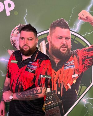 Michael Smith Instagram - Over the moon to team up with my new Sponsor Heatable.

Give them a shout for all your Heating needs and look out for the special offer on the Social Media pages!!!