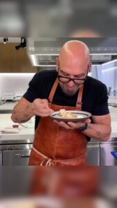 Actor Michael Symon HD Instagram Photos and Wallpapers July 2024