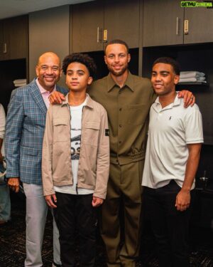 Michael Wilbon Instagram - Not an Underrated trip to New York! Congrats to @stephencurry30 and everybody who worked on “Underrated,” a documentary so well done and inspiring!