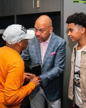 Michael Wilbon Instagram - Not an Underrated trip to New York! Congrats to @stephencurry30 and everybody who worked on “Underrated,” a documentary so well done and inspiring!