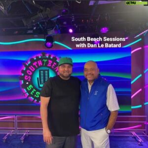 Michael Wilbon Instagram - The Commish, the DJ, Chris Tucker, Le Batard, Windhorst, and the Boys! Just a Baller Week at the Finals in Miami!!!

Now back to Denver with the NBA Countdown crew for Game 5…

📷 for pic 4: Allen Kee/@espn_images