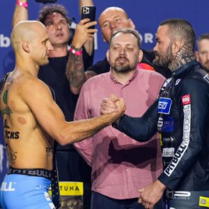 Michał Materla Instagram - Yesterday we had beautiful moments but today is the time for the fight 👊
@pawel.pawlak.mma vs @michal_materla 

More info about this special action find on ➡️ @fundacja_cancerfighters
