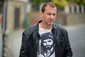 Michal Suchánek Instagram - Odznak Vysočina, epizoda Vyděrač na Voyo, v neděli 9. dubna na Nově.

▶️ sleduj hned teď na @voyo_cz nebo každou neděli na @tvnovaofficial

➡️ link v bio na @bionautfilms

Foto @hodonicky

#odznakvysocina #premiera #voyo #tvnova