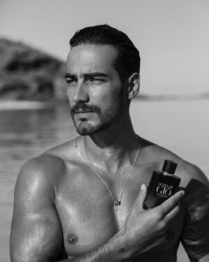 Michel Duval Instagram - Nelle pofondità del mare, ritrovi te stesso. Sonó Acqua Di Gio 🌊 @armanibeauty #acquadigio #publicidad