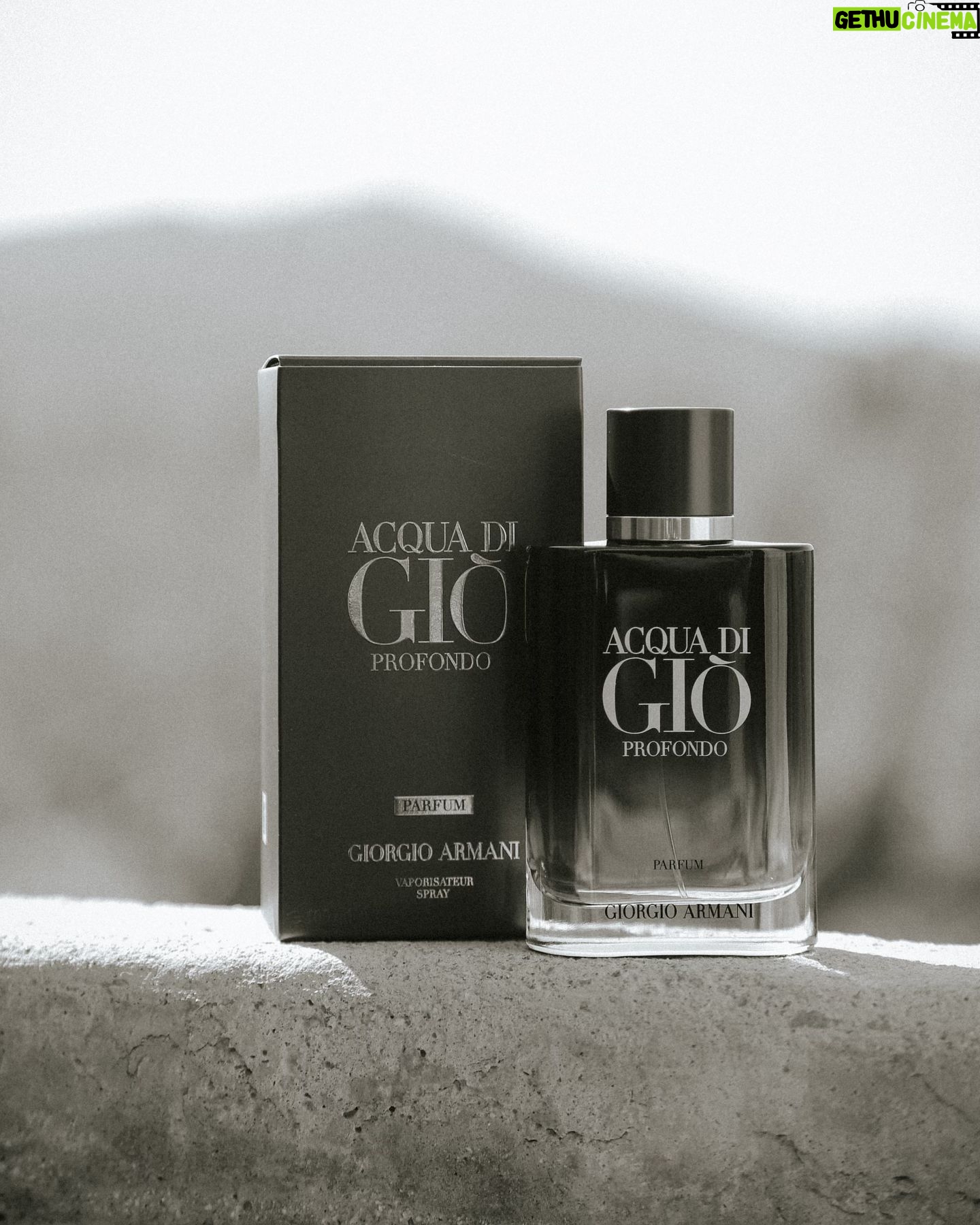 Michel Duval - 13K Likes - Nelle pofondità del mare, ritrovi te stesso. Sonó Acqua Di Gio 🌊 @armanibeauty #acquadigio #publicidad