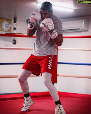 Michel Rivera Instagram - When you hear more criticism than praise, remember that no one wants you to succeed.🦋🐝🇩🇴🔥👑 we back in July on @daznboxing @salita_promotions