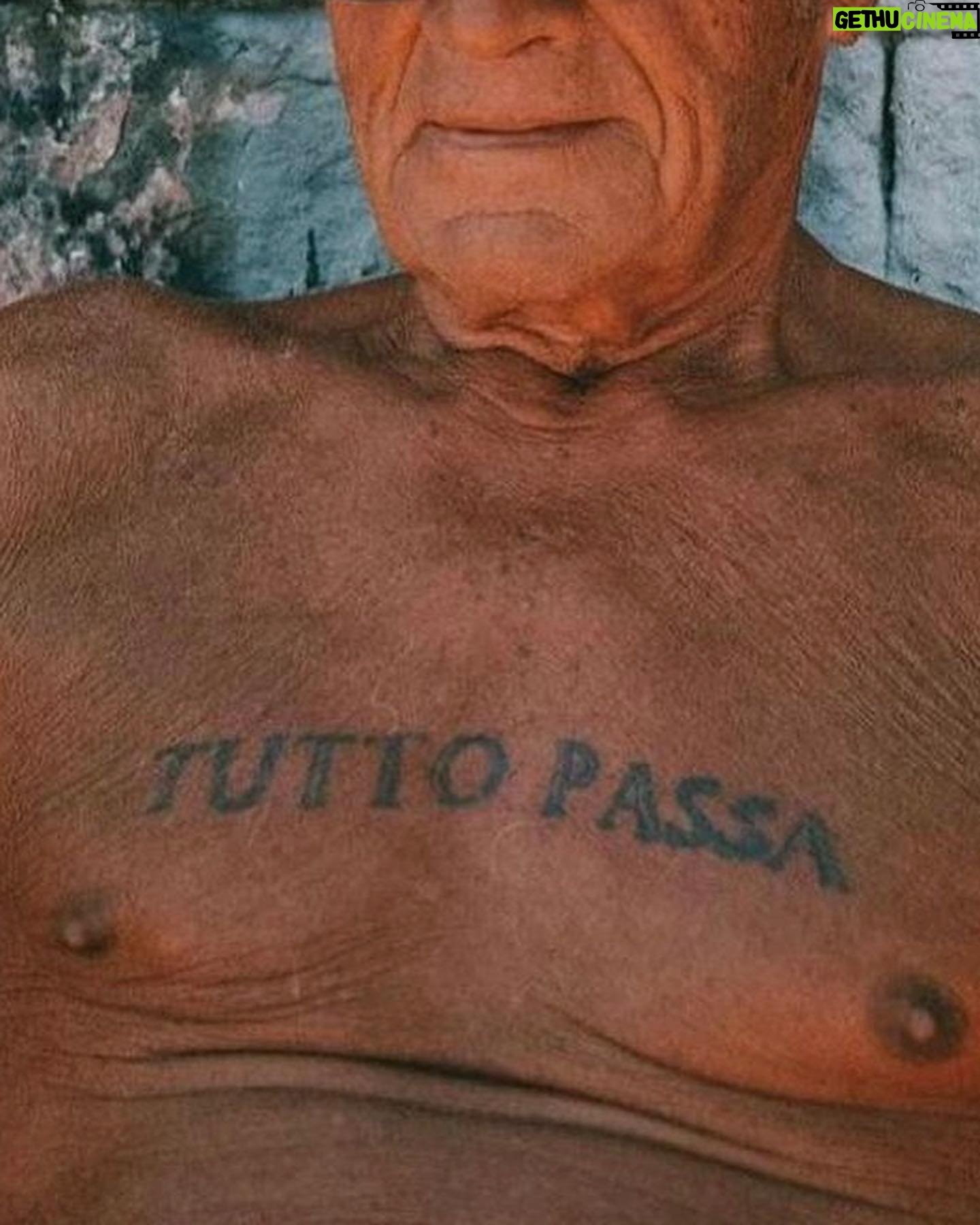 Michela De Rossi - 3 Likes - Tutto passa