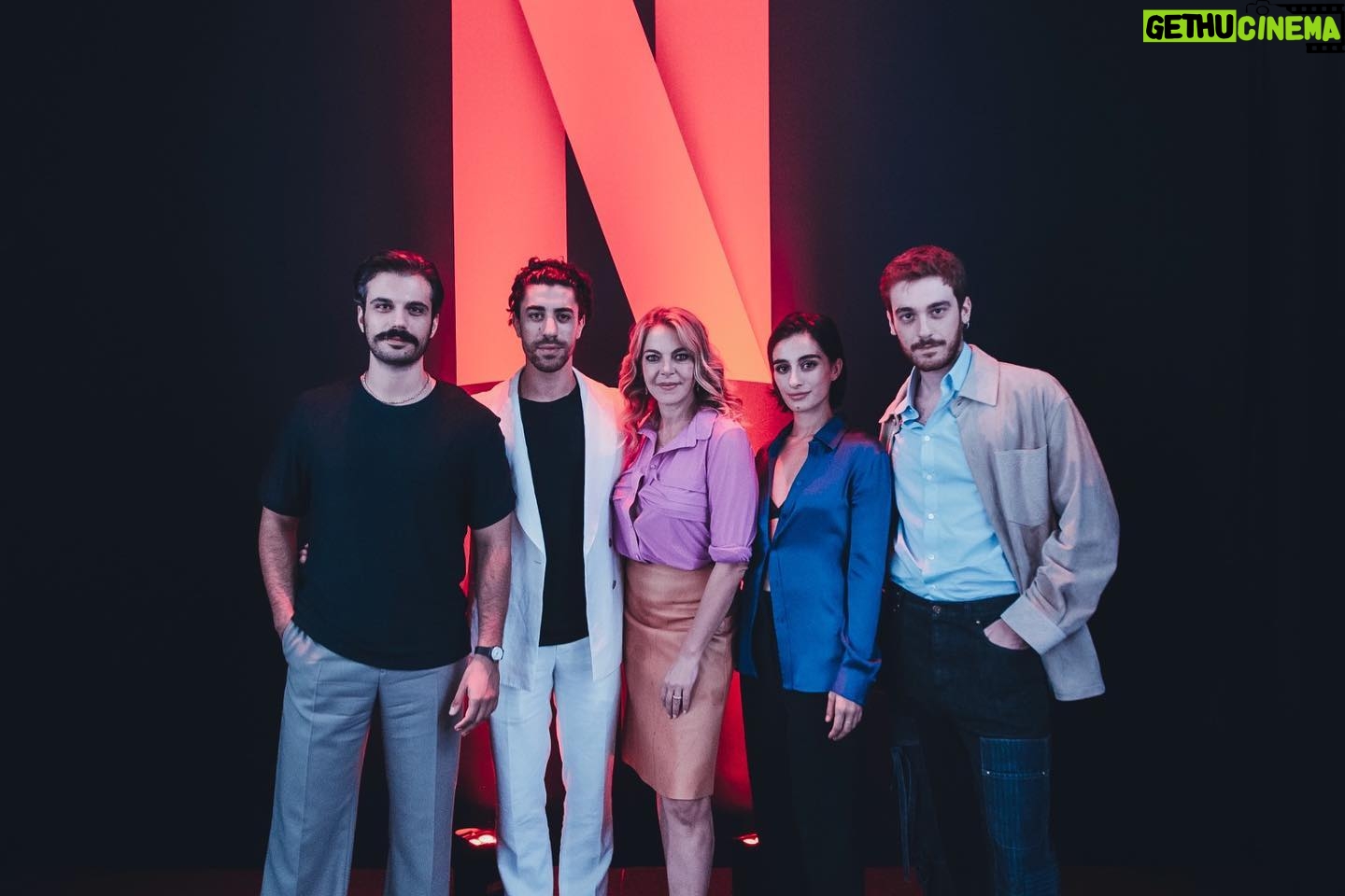 Michela De Rossi - 3 Likes - @netflix see what’s next!
Presentazione palinsesto Netflix
#briganti ⚔️ soon!
Grazie
@volver.actor @lapalumbocomunicazione
@whynotmodels
@giorgioarmani
@fulviatellone
@stellagiannetti