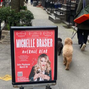 Michelle Brasier Instagram - Hi New York! My show is on Tuesday @sohoplayhousenyc and I am here now! What do I do/drink/eat/see?