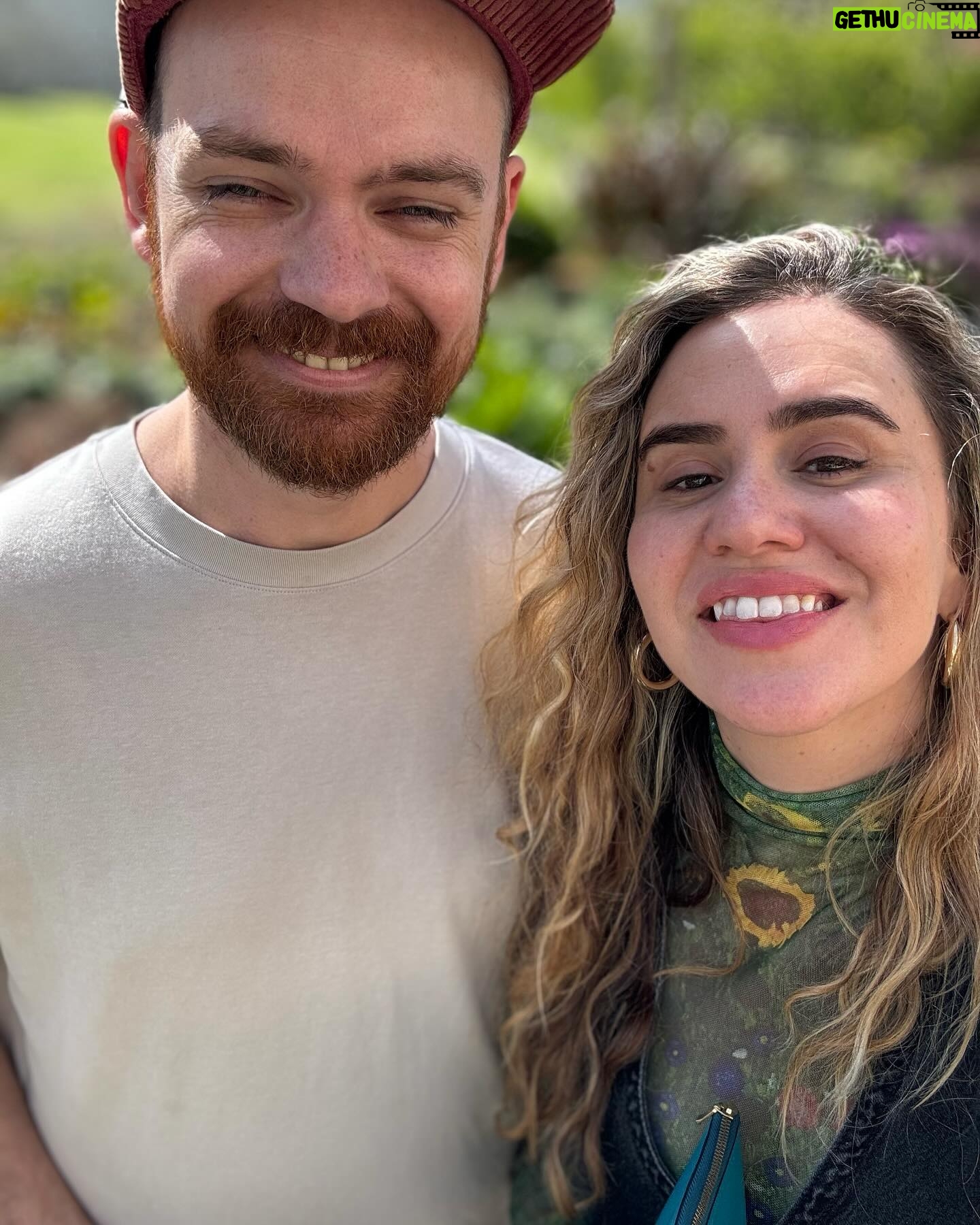 Michelle Brasier - 433 Likes - Thank you LA! I donāt like your roads or your coffee (except one cafe pictured) but I like your tacos and your audiences! This week Brighton Dublin Belfast Newcastle & Glasgow are you kidding me? Cannot wait babyyyy