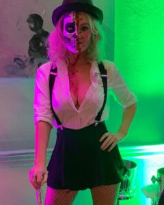Actress Michelle Dewberry HD Instagram Photos and Wallpapers June 2024