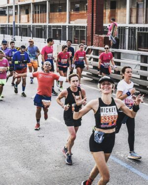 Mickey Sumner Instagram - NYC 🤟 26.2 
Mile 23 I tripped and was about to hit the road so hard when a volunteer - an angel - caught me - I don’t even know how she did it or where she came from but she did and I will never forget her, her face, her kindness, she called me “mi hija” and sent me on to the finish line. These are the moments.. these are the people… forever in my heart. ❤️ @nyrr #marathonvolunteers #nymarathon2023