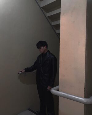 Miggy Jimenez Instagram - yours truly.

had a hard time to complete my leather suit but i was able to do it practically. with a huge help from my brotha jelo to prep and a place to crash in haha, mama jett for the finishing touches, and tommy kuya jay for taking pics solid kayo. it was a good night met new faces. grateful for this experience thank you. x 

#abscbnball2023