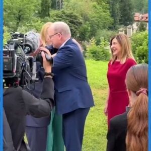 Miguel Ángel Revilla Instagram - Tercera visita de Alberto de Mónaco a Cantabria

📹 @ifomo.es