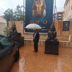 Miguel Ángel Revilla Instagram - En mi primer día como embajador del brócoli, en #LaHoya #Murcia, hago mi primera contribución, después de un año llueve.