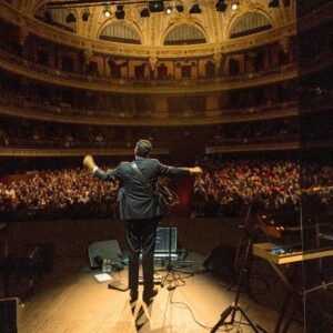 Miguel Araújo Instagram - Obrigado, Braga, obrigado, @theatrocirco! Obrigado por serem tantos, obrigado por serem tão bons. É sempre um regresso a casa.