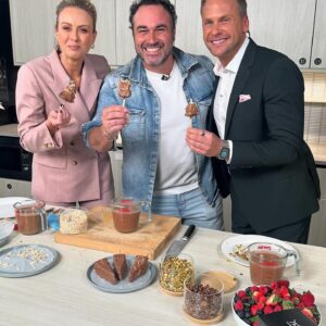 Miguel Maestre Instagram - Wot a fun morning promoting the @goodfoodwine in the @thetodayshow 
So fun with the queen of choc @kirstentibballs 
And legends Silvia and Tim 
Ps : no basque burnt cheesecake was left we ate it all 
Thanks Heidi for helping 

If you can’t be bother to make the cheesecake pop in WW and buy mine 

Try to make my MIGNUMS 😂😂😂😂
So good dip it real good 
@channel9