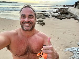Miguel Maestre Instagram - Omg we crack the 16 c 
So fresh @boldandbeautifulswimsquadmanly 
🥶😂🦈
