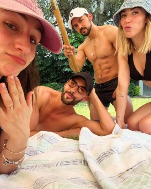 Miguel Martínez Instagram - LEYENDAS 🌺❤️‍🔥