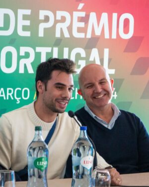 Miguel Oliveira Instagram - Hoje partiu um herói para todos nós. Nós que amamos o desporto motorizado não podemos ficar indiferentes à obra do Paulo. O  sonho dele tornou-se realidade e nele pudemos todos nós sonhar e construir memórias que perdurarão para sempre. Um homem como tu Paulão nunca morre, vives através da obra que deixas e nos nossos corações para todo o sempre. Perdi um amigo mas…que sorte a minha de me ter cruzado contigo Paulinho. 
Os meus pêsames a sua família 🙏🏼
Descansa em Paz 💔