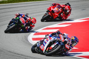Miguel Oliveira Instagram - Esperava muito mais do fim-de-semana após a competitividade da mota no ano passado. Dei tudo em pista para chegar em P10. 
Siga para Mugello 💪🏼✊🏼
.
.
.
I expected much more from the weekend after the bike’s competitiveness last year. I gave everything on the track to get to P10.
Let’s Go to Mugello 💪🏼✊🏼
@trackhousemotogp #turma88