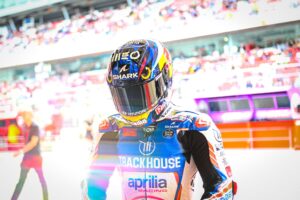 Miguel Oliveira Instagram - Estamos a uma semana do #DutchGP! Forças redobradas e pronto para rolar 🔥🇳🇱
.
.
One week to #DutchGP! Boosted and ready to roll 🔥🇳🇱

#turma88 @trackhousemotogp