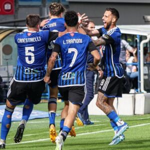 Miguel Veloso Instagram - Oggi contava solo vincere! Una grandissima prestazione di squadra e tre punti meritati. E adesso testa a martedi! 💪🏼🖤💙 @pisasportingclub @legab
#ForzaPisa #TheMarathonContinues