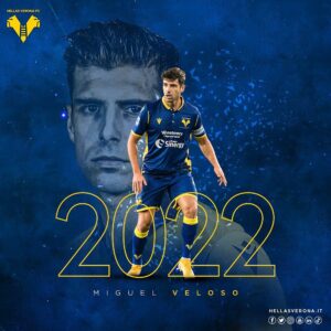 Miguel Veloso Instagram - Sono molto felice per questo rinnovo e orgoglioso di continuare a far parte della famiglia gialloblù. Ringrazio la società @hellasveronafc per questa opportunità e per la fiducia che cercherò di ripagare, come sempre, sul campo! 💛💙 #rinnovo #HVFC #ForzaHellas #DaiVerona #difendiamolA