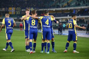 Miguel Veloso Instagram - Oggi non è stata la nostra migliore partita ma ci abbiamo messo tutto fino all’ultimo respiro. Col cuore, lottando sempre come squadra, che è quello che ci distingue! 💪🏼💛💙 #QuestiSiamoNoi #ForzaHellas @hellasveronafc @seriea