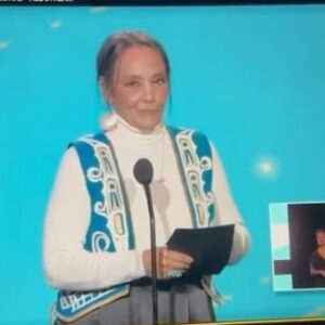 Miia Harris Instagram - The Children’s & Family Emmys are so cool. Getting to present there was so cool. Monster High winning the award for best choreography is even cooler. Endlessly grateful for this monster fam and this monster journey <3
@hlghlg I am so grateful to get to work with your epic mind! YOU are the coolest :)