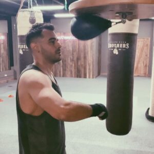 Mikael Aramyan Instagram - Магия @brothers_boxing_club 

@ibragim_077 - ✊🏽