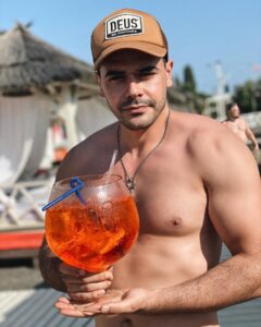 Actor Mikael Aramyan HD Instagram Photos and Wallpapers August 2022