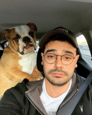 Mikael Aramyan Instagram - Катаемся, гарцуем. Всем привет! #гомер