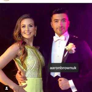 Mikael Persbrandt Instagram - Så galet att denna kvinna är med i #letsdance , stolt över att hon kastar sig ut i dansen med @aaronbrownuk . Rösta på henne i kväll så jag får mer tid med mina tre pojkar.två hundar o 9 hästar👻