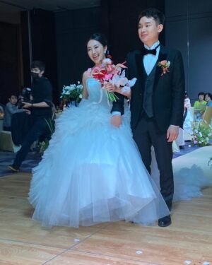 Mike He Instagram - 親愛的妹妹大喜之日🎉🎊🫶#happywedding #滿滿的祝福 #鐘馗嫁妹🤣#百年好合永結同心❤️ #感觸萬分#家有喜事 #765ltspider #rollsroyce #thankseveryone #20230415