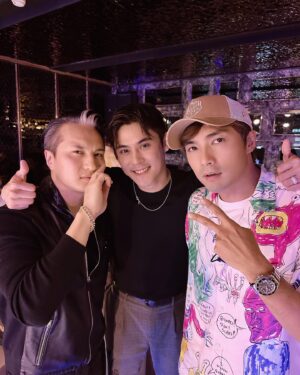 Mike He Instagram - 好久不見弟 @chen_i_1016 Happy Birthday to you 🤗🤗🤗🎂🎂🎂🥳🥳🥳 #happybirthday