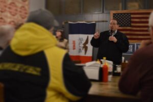 Mike Huckabee Instagram - Kicking off January's 150 event swing in Winterset, Iowa today! #ImwithHuck #Huckaboom #iacaucus