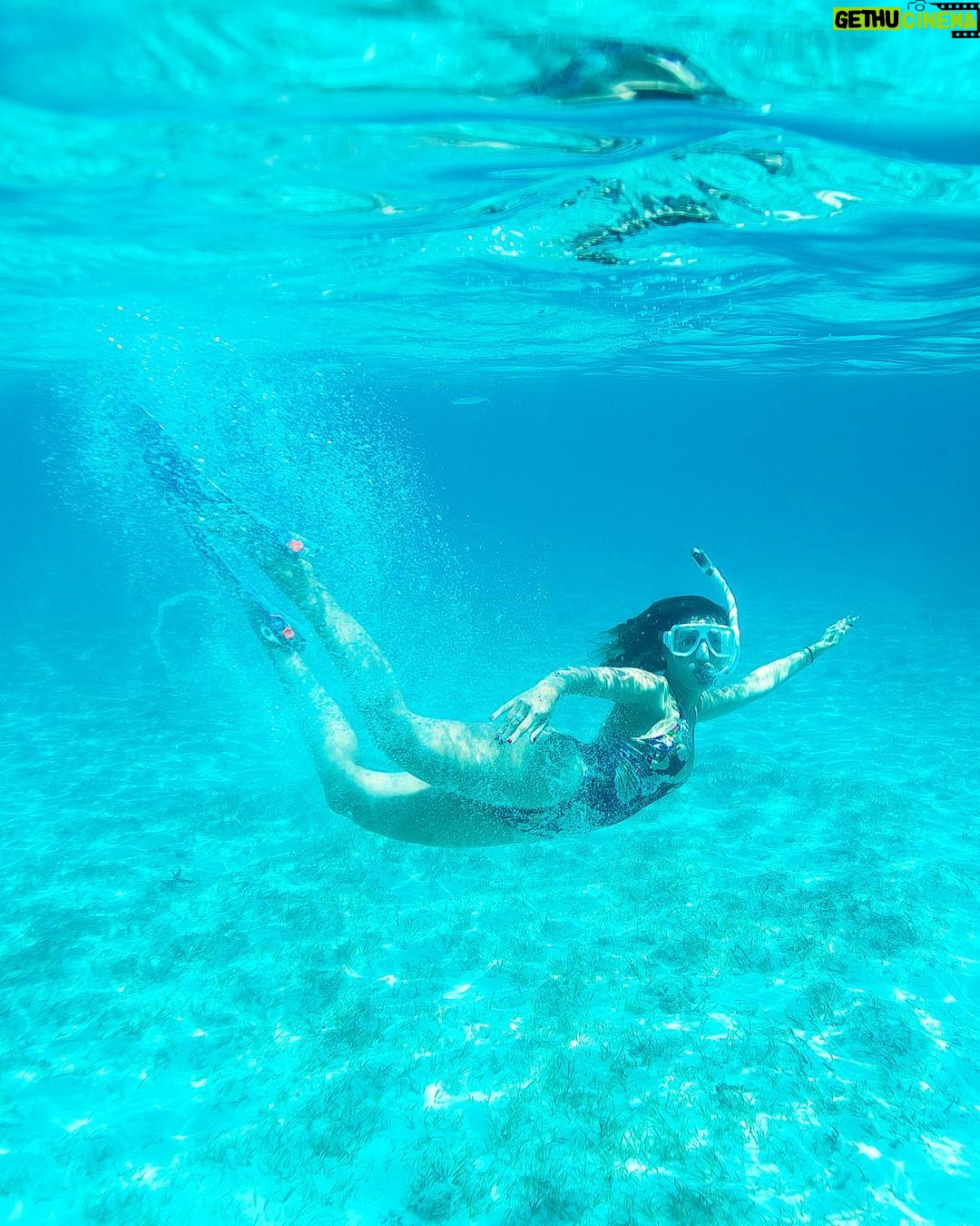 Mike Theiss - 5K Likes - (On assignment @SandalsResorts) Snorkeling in crystal clear #BahamaBlue water with my talented and adventurous wife in Exuma, Bahamas. TAG someone you want to explore the Bahamas with. #LiveFunner Photo by Mike Theiss @ExtremeNature