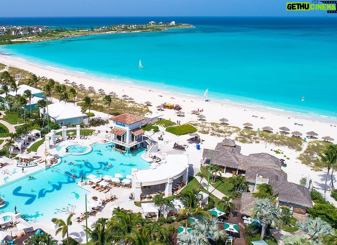 Mike Theiss - 5K Likes - Greetings from #SandalsEmeraldBay Beach Resort in Great Exuma, Bahamas. Thanks @SandalsResorts for inviting us to another one of your beautiful resorts to share with my followers the incredible beauty of the Exuma's. Follow along on our adventure this week as I post many photos from this fun and exciting assignment in the Bahamas. Photo by Mike Theiss @ExtremeNature