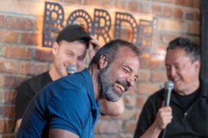 Mike Ward Instagram - Les épisodes de @sousecoute avec @mphboxing, @marielynejoncas, @zemorissette, @mercierjf ainsi que plusieurs autres sont en ligne sur Patreon et seront éventuellement disponibles sur toutes les plateformes.

📸 @michelgrenier