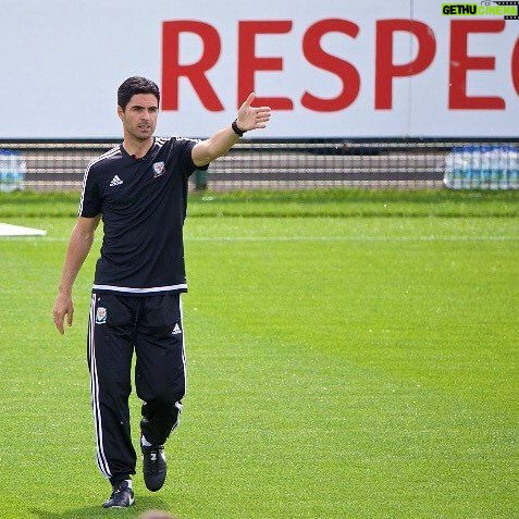 Mikel Arteta - 20.7K Likes - Impressive few days again at @FAWCoachEd Great setup, challenging and very high standards. Great coaching education program!#fawcoachconf 