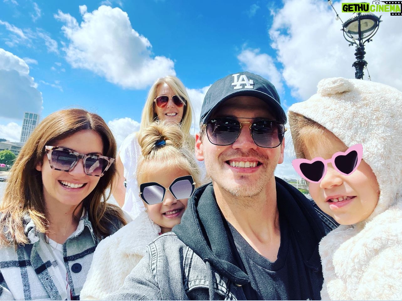 Mikey Way - 41.8K Likes - I sure am missing my girls today! I wanted to take a moment to thank them for traveling thousands of miles to be with me on the other side of the world. Those were some memories that I will cherish forever - I LOVE YOU ❤️